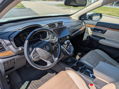 Used 2017 Honda CR-V Touring image 17