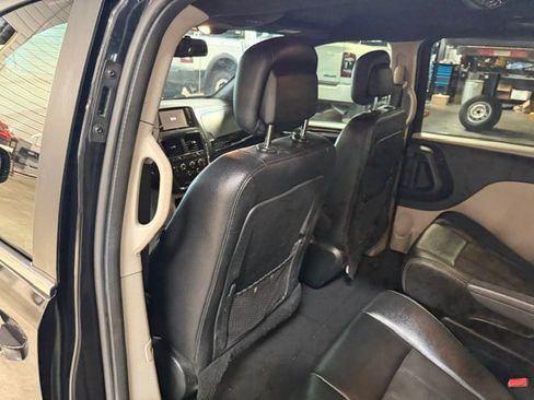 Certified 2020 Dodge Grand Caravan SXT FWD image 30