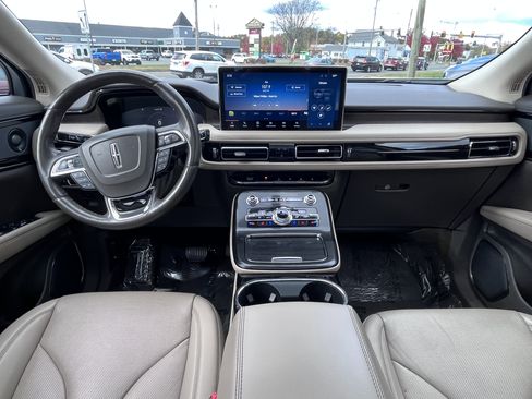 Used 2021 Lincoln Nautilus Reserve image 6