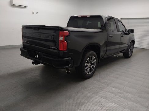 Used 2019 Chevrolet Silverado 1500 Custom w/ Custom Value Package image 9