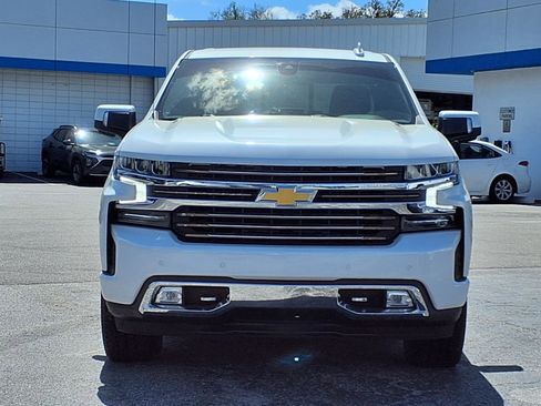 Certified 2022 Chevrolet Silverado 1500 High Country w/ Safety Package II AWD/4WD image 2