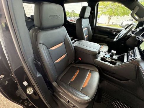 Used 2024 GMC Sierra 1500 AT4 w/ Technology Package AWD/4WD image 29