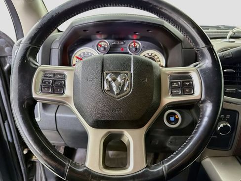 Used 2017 RAM 3500 Laramie AWD/4WD image 15