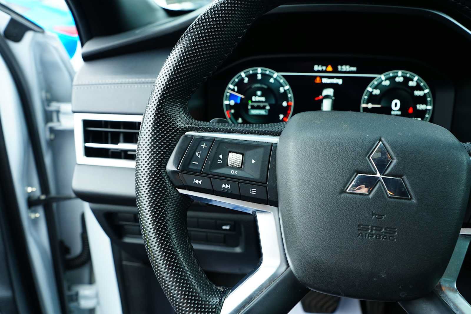 Used 2023 Mitsubishi Outlander Ralliart AWD/4WD image 18