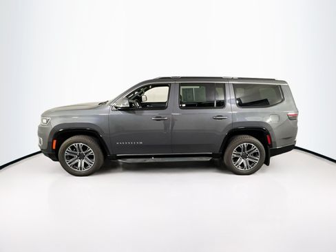 Used 2022 Jeep Wagoneer Series III w/ Flexible Seating Group AWD/4WD image 8