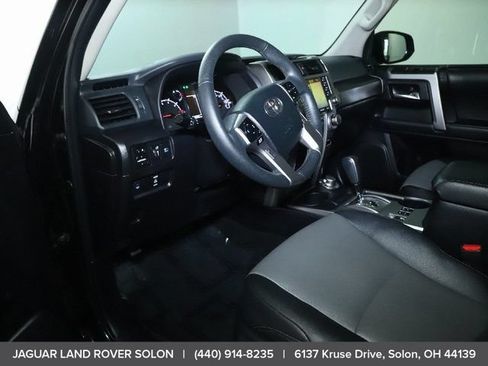 Used 2021 Toyota 4Runner SR5 Premium w/ Moonroof Package AWD/4WD image 16