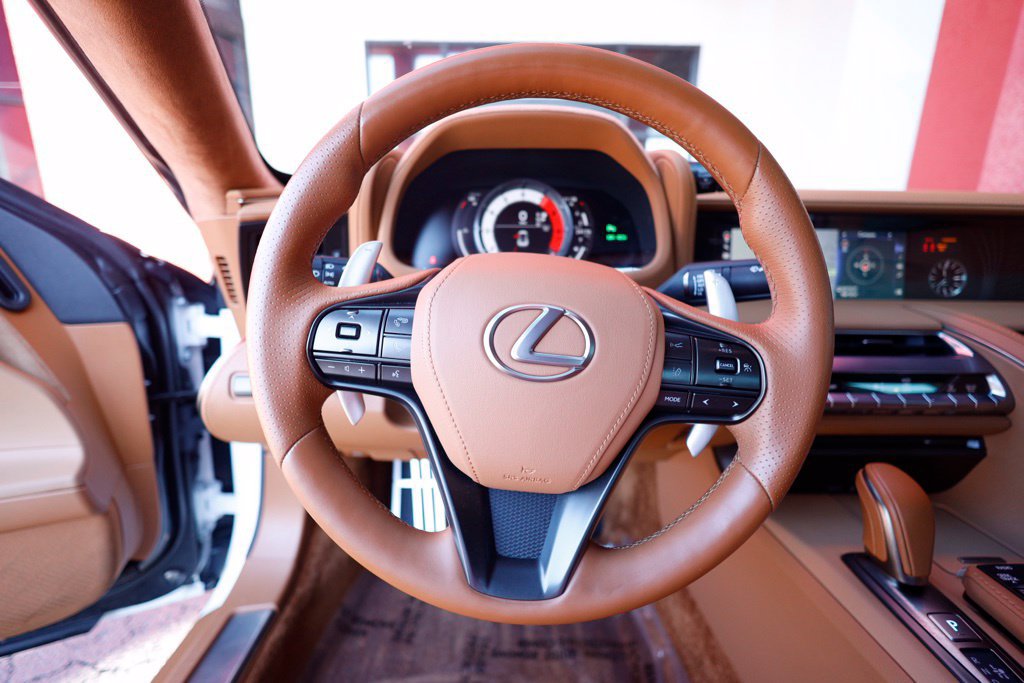 Used 2022 Lexus LC 500 Coupe w/ Touring Package RWD image 26