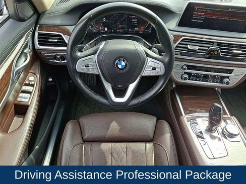 Used 2020 BMW 750i xDrive AWD/4WD image 3