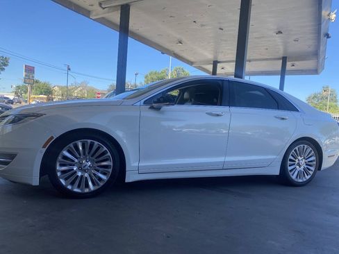 Used 2013 Lincoln MKZ FWD image 37