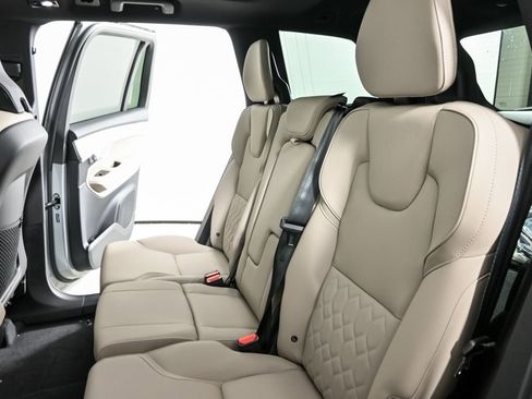 New 2026 Volvo XC90 B6 Plus w/ Protection Package Premier image 21