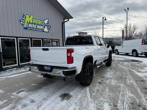 Used 2021 Chevrolet Silverado 2500 LTZ w/ LTZ Convenience Package image 6