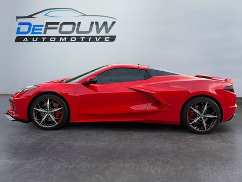 Used 2022 Chevrolet Corvette Stingray Preferred Conv w/ Z51 Performance Package RWD image 6