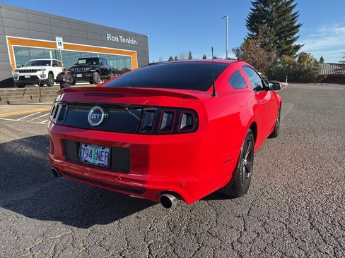Used 2014 Ford Mustang GT image 7