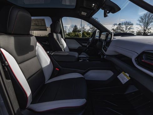 New 2025 Chevrolet Silverado EV RST image 26