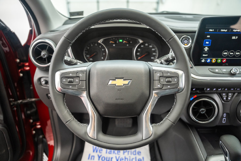 New 2026 Chevrolet Blazer LT w/ Sound & Technology Package AWD/4WD image 33