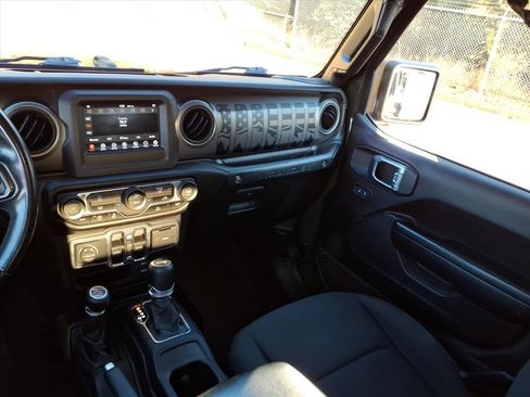 Used 2021 Jeep Wrangler Unlimited Sport image 16
