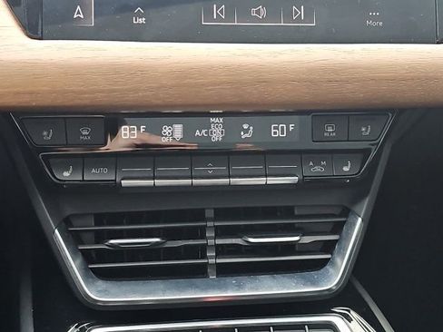 Used 2023 Audi e-tron GT Premium Plus image 6