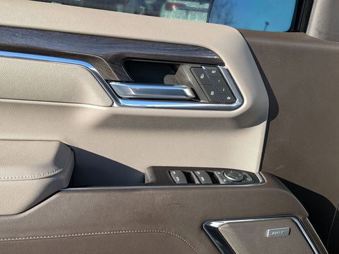 Certified 2022 Chevrolet Silverado 1500 LTZ image 15