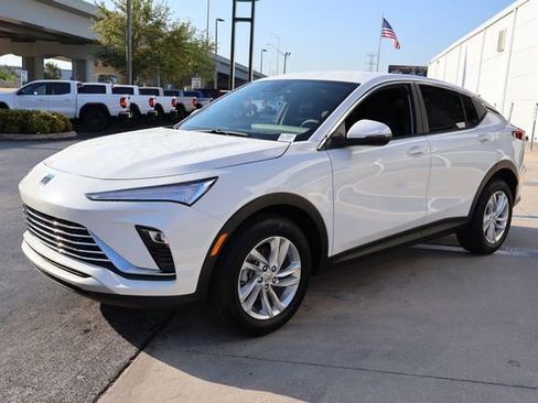 New 2026 Buick Envista Preferred FWD image 3