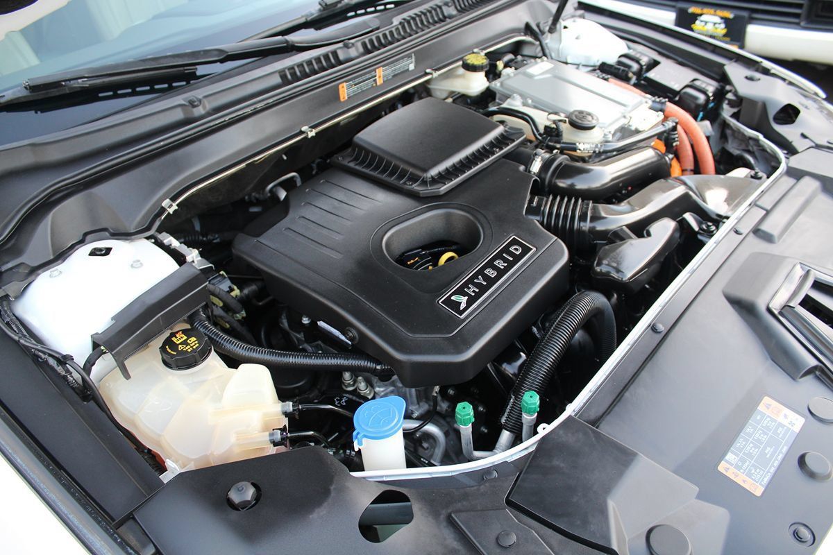 Used 2017 Lincoln MKZ Reserve w/ Technology Package FWD image 34