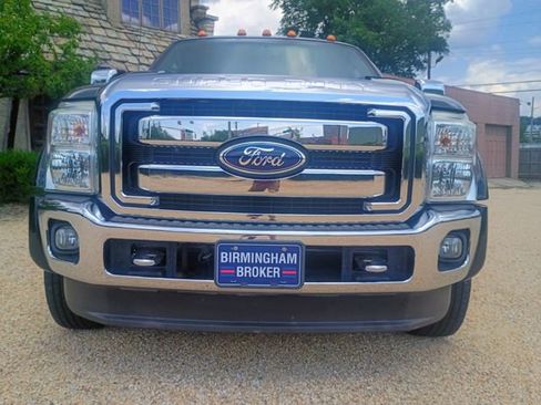 Used 2011 Ford F450 Lariat w/ Lariat Ultimate Pkg AWD/4WD image 4
