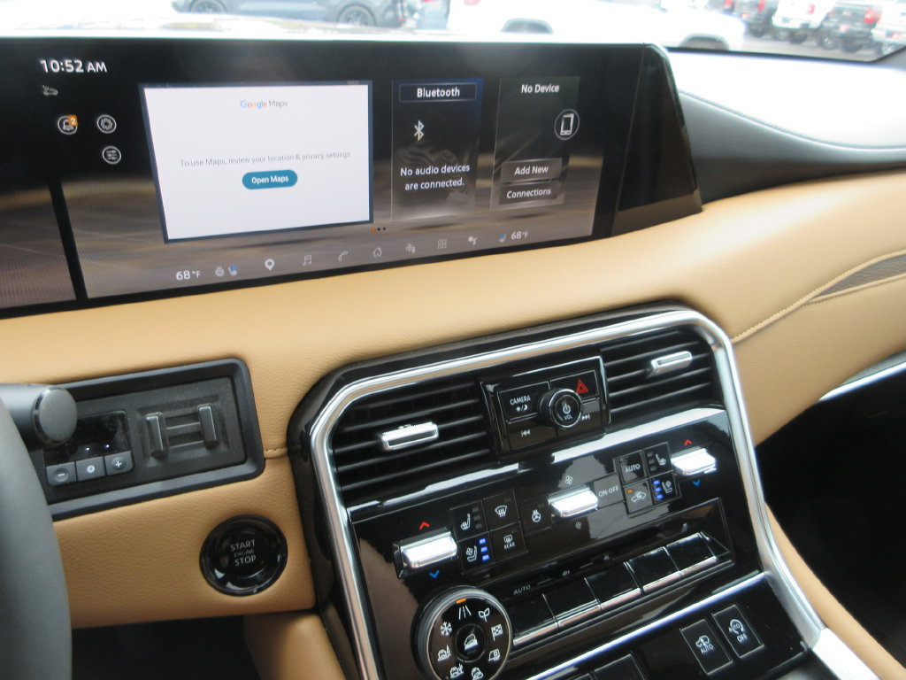 Used 2025 Nissan Armada Platinum Reserve AWD/4WD image 31
