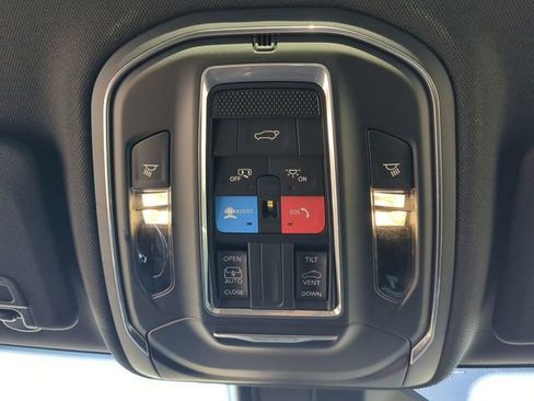 New 2026 Jeep Grand Cherokee Altitude RWD image 25