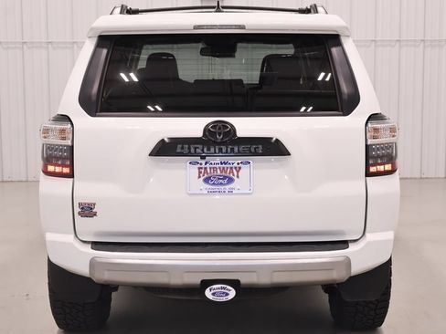 Used 2023 Toyota 4Runner TRD Off-Road Premium w/ Off Road Premium Plus Package AWD/4WD image 9