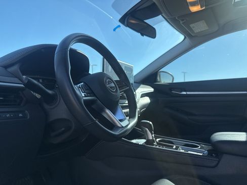 Certified 2023 Nissan Altima 2.5 SV w/ SV Premium Package image 41