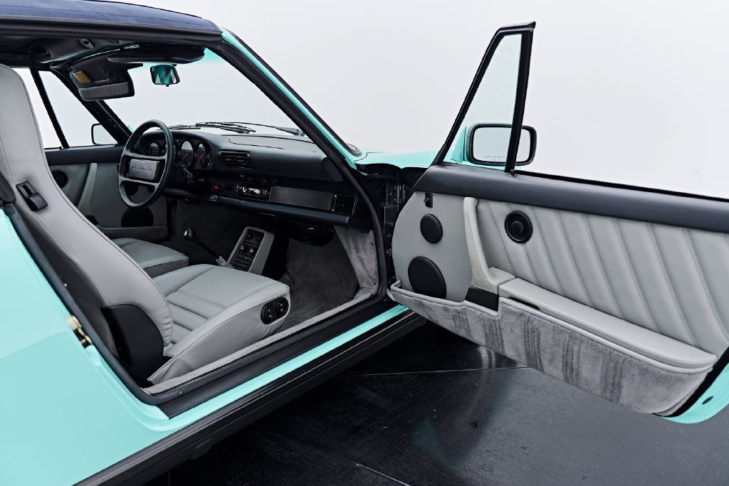 Used 1988 Porsche 911 Carrera RWD image 33