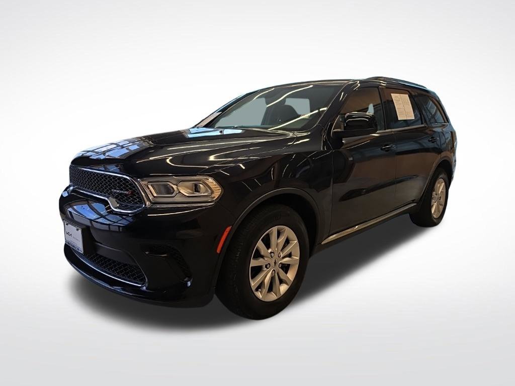 Used 2024 Dodge Durango SXT w/ 3rd Row Seating Group RWD image 7