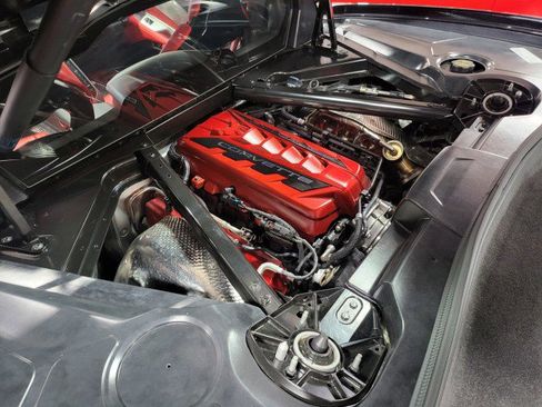 Used 2024 Chevrolet Corvette Stingray Preferred Cpe w/ Z51 Performance Package image 12