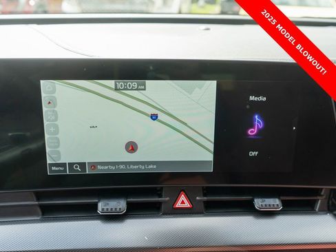 Used 2025 Kia Sportage SX Prestige image 21