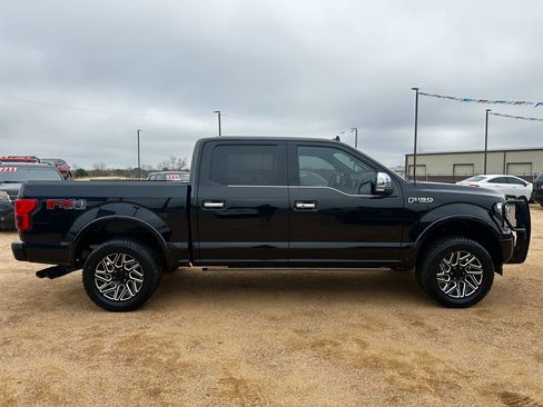 Used 2018 Ford F150 Platinum w/ Equipment Group 701A Luxury image 4