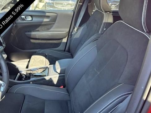 Used 2023 Volvo C40 P8 Recharge Plus AWD/4WD image 4