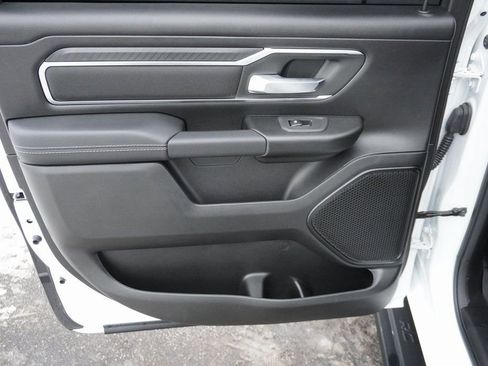 Used 2025 RAM 1500 Big Horn AWD/4WD image 39