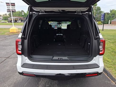 Used 2023 Ford Expedition Limited AWD/4WD image 29