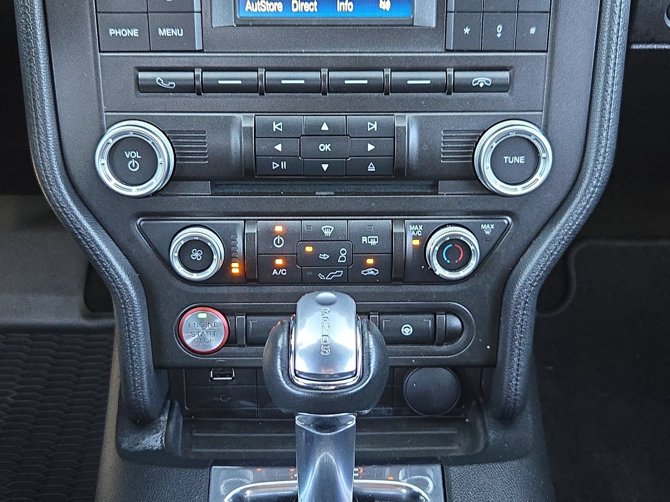 Used 2018 Ford Mustang Coupe RWD image 18