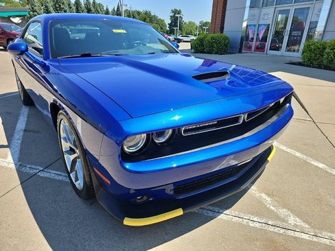 Certified 2022 Dodge Challenger GT RWD image 4