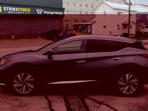 Used 2020 Nissan Murano SL w/ Moonroof Package AWD/4WD image 2
