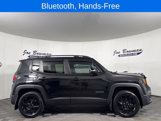 Used 2017 Jeep Renegade Altitude AWD/4WD image 6