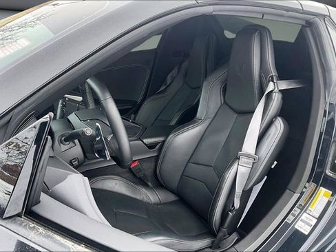 Used 2024 Chevrolet Corvette Stingray Convertible w/ 1LT image 17