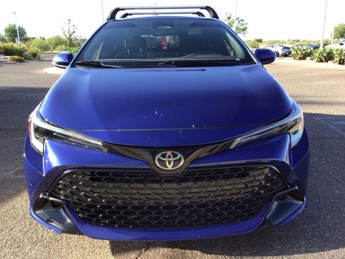 Used 2023 Toyota Corolla SE w/ SE Premium Package FWD image 9