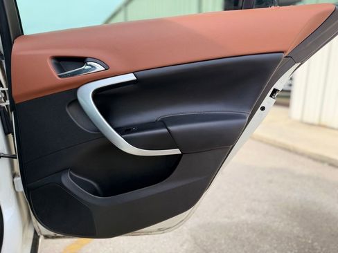 Used 2015 Buick Regal Premium FWD image 18