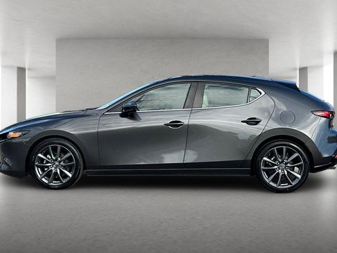 Used 2019 MAZDA MAZDA3 Hatchback w/ Preferred Package image 7