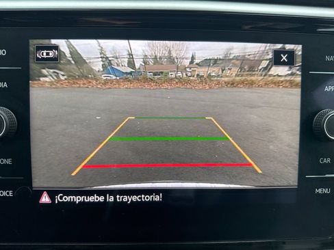 Used 2021 Volkswagen Atlas SEL Premium image 39