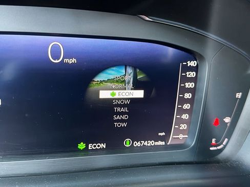 Used 2023 Honda Pilot Elite image 34