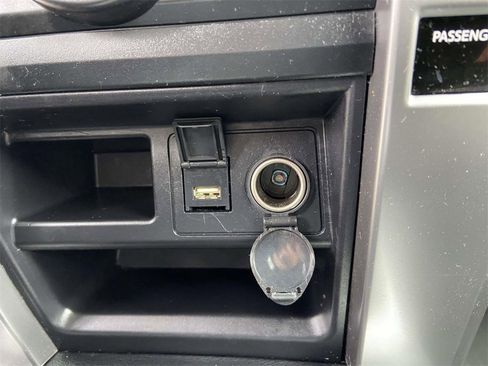 Used 2022 Toyota 4Runner SR5 image 30