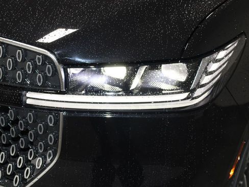 New 2026 Lincoln Navigator L Premier AWD/4WD image 57