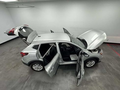 Used 2021 Nissan Rogue Sport S FWD image 13